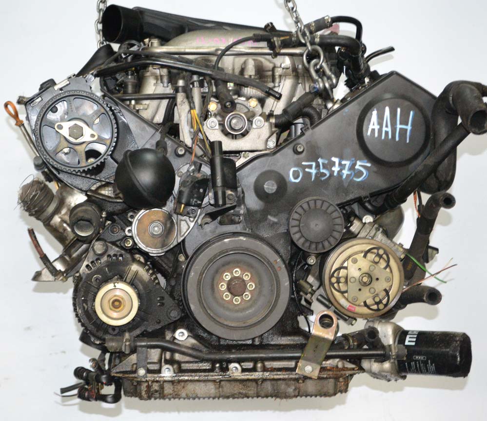 Двигатели audi 2.8. Двигатель на Ауди Aah 2.8 174л.с.. Мотор Ауди 2.8 174 л.с. Двигатель ААН 2.8 Ауди. Мотор Ауди 2.8 Aah.