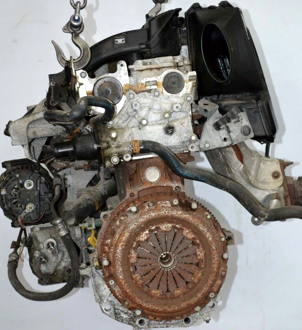 Двигатель renault k4m. Двигатель Renault 1.6 (k4m. K4m двигатель Рено. K4m700 двигатель. K4m842.