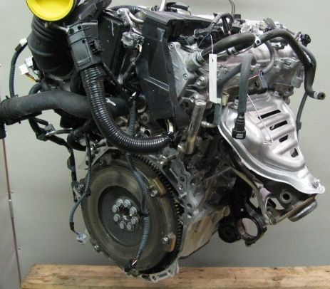 Двигатель 2zr fae расположение термостата Двигатель Toyota 3ZR-FAE : фотография № 5