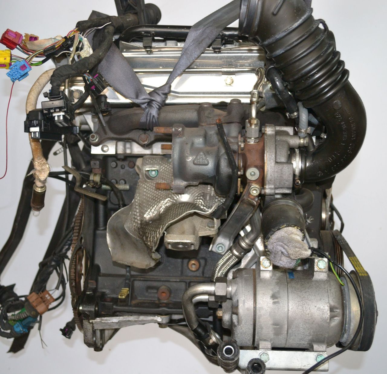 Пассат aeb. Мотор ANB 1.8 турбо. Двигатель АЕБ 1.8 турбо. Двигатель AEB 1.8 турбо. Двигатель AEB 1.8T.
