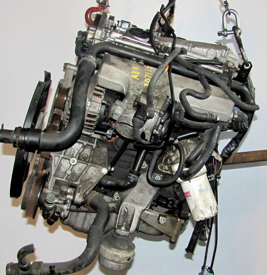 Пассат aeb. Двигатель APU 1.8 турбо. Двигатель AEB 1.8 турбо. Двигатель Volkswagen 1.8 Turbo. Двигатель Фольксваген 1.8 турбо.